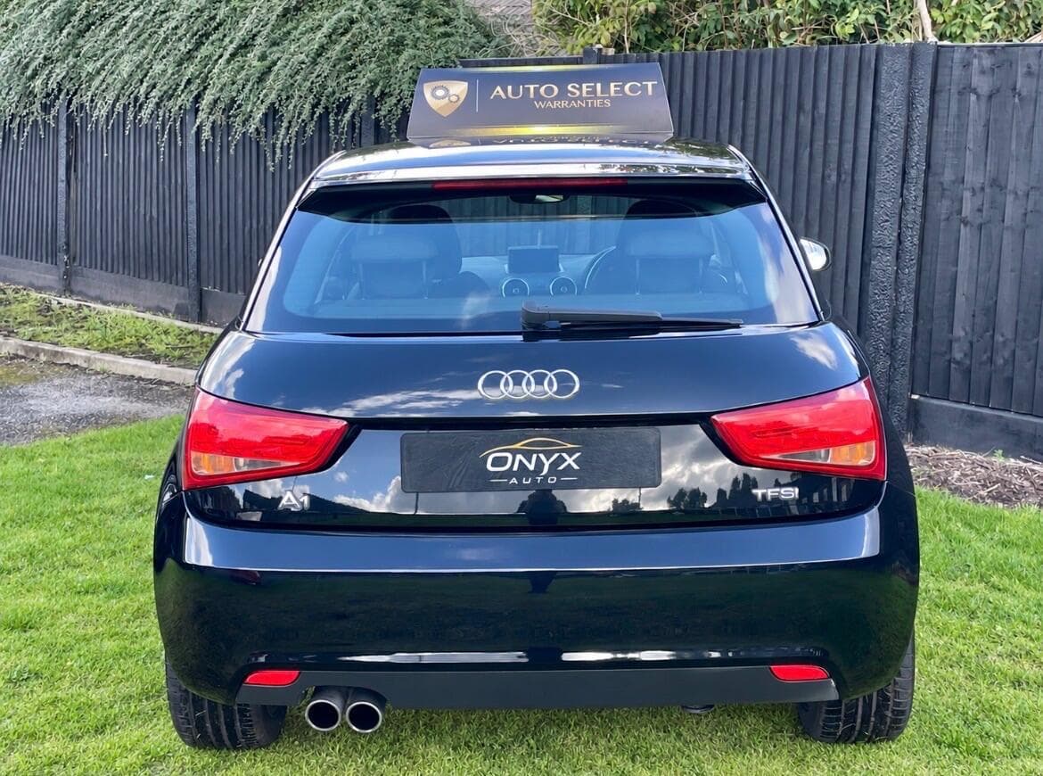 Audi A1 view 8