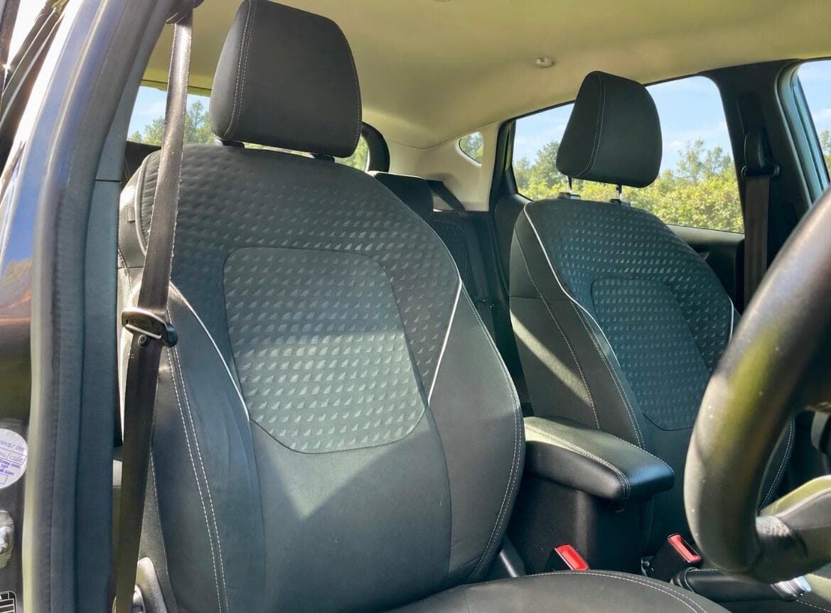 Ford Fiesta view 27