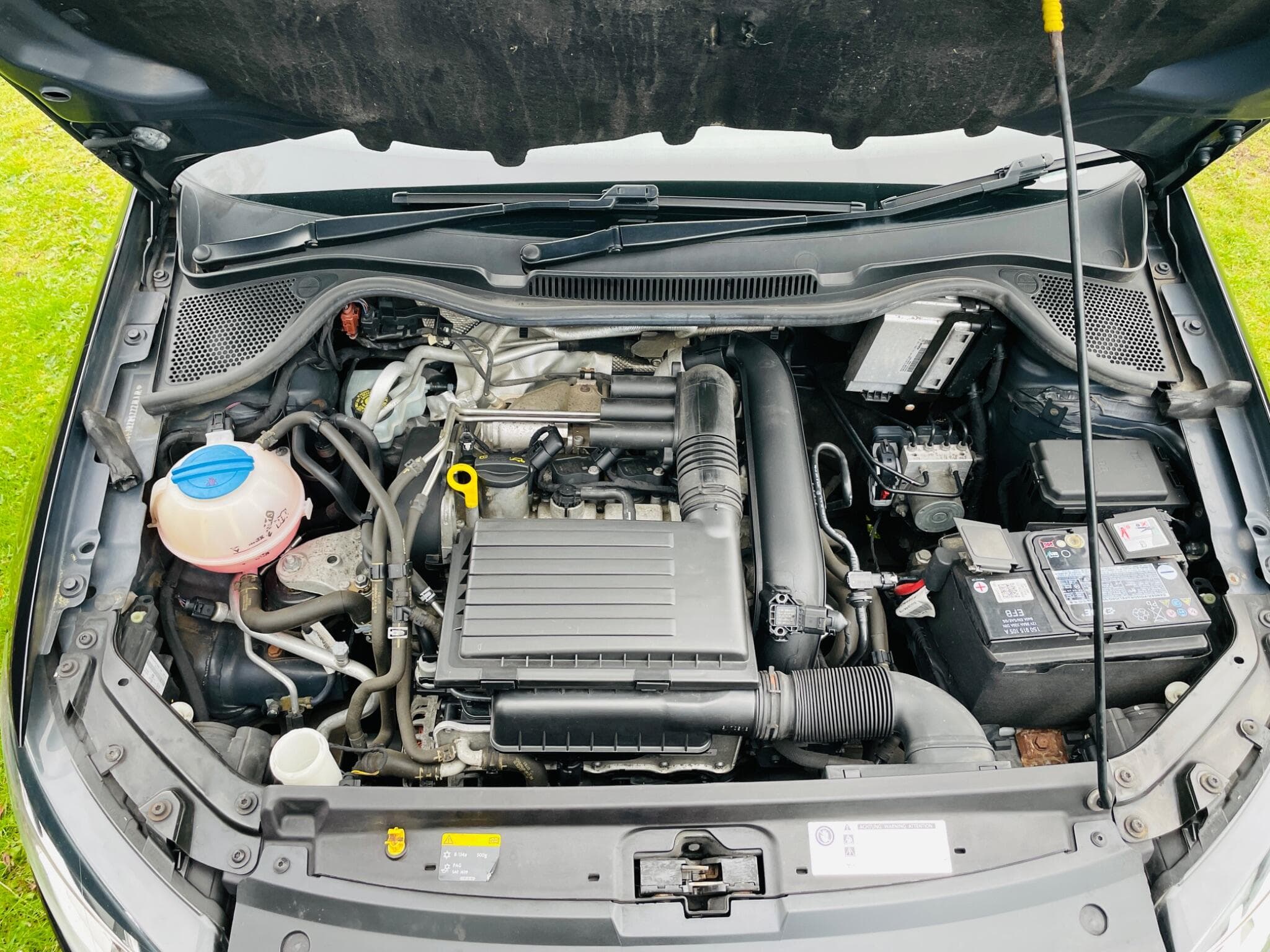 Volkswagen Polo view 42