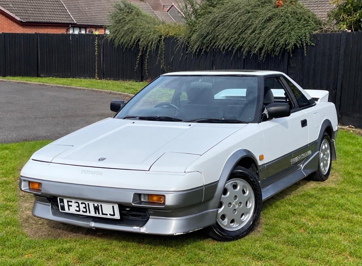 Toyota MR2 view 4