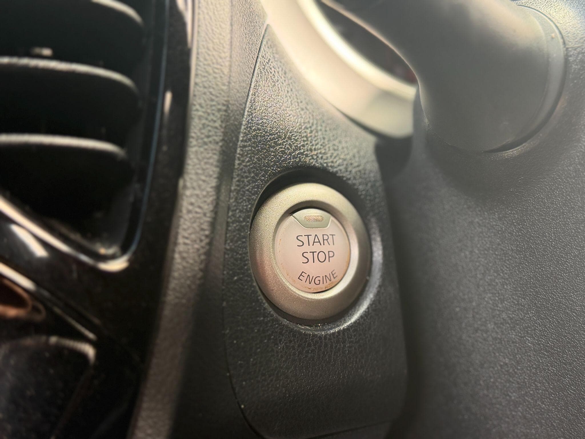 Nissan Juke view 25