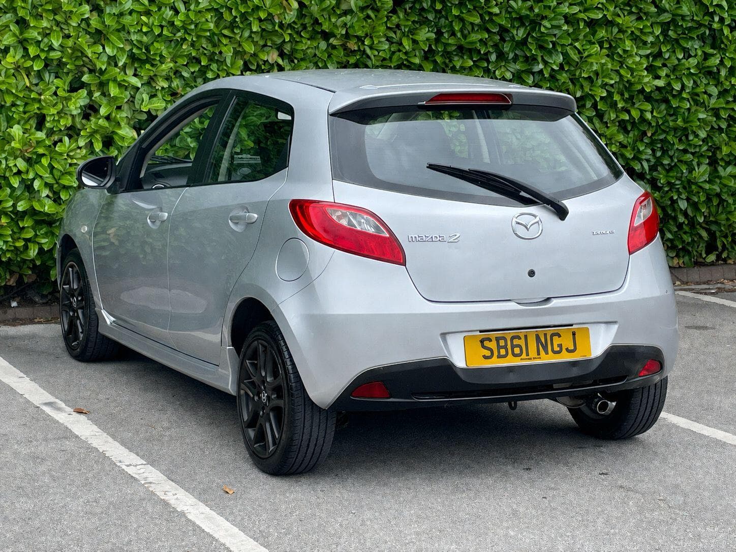Mazda Mazda2 view 6
