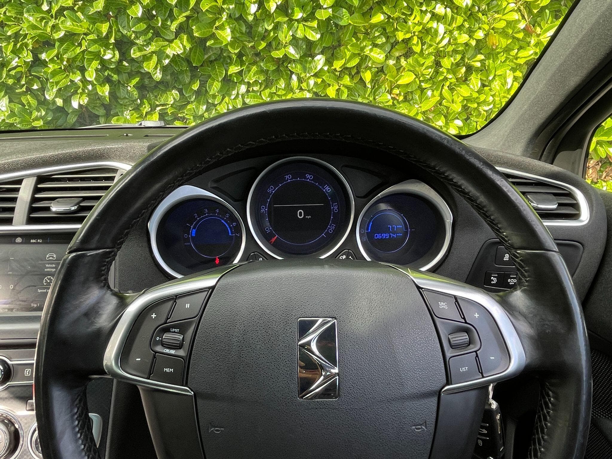 DS AUTOMOBILES DS 4 view 34