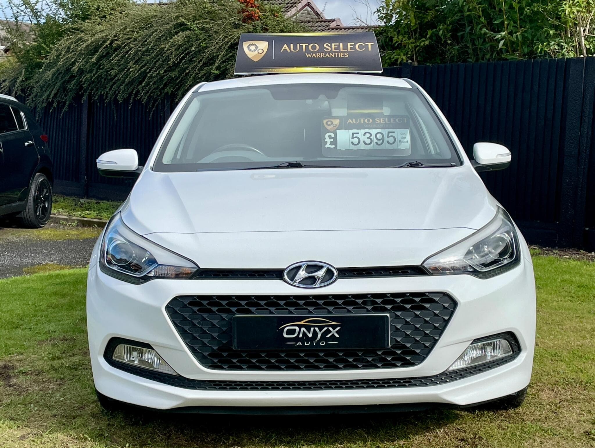 Hyundai i20 view 4
