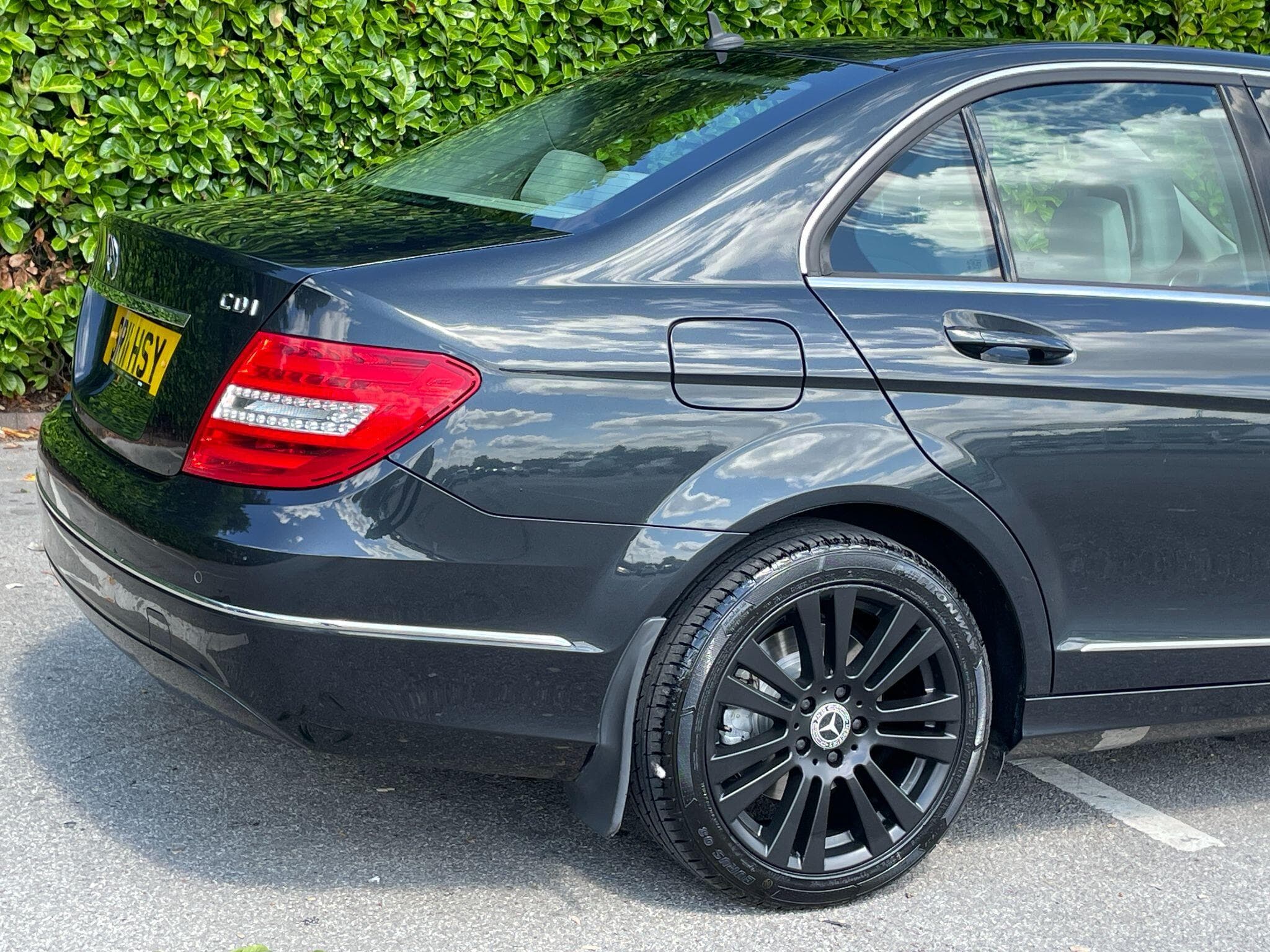 Mercedes-Benz C Class view 35