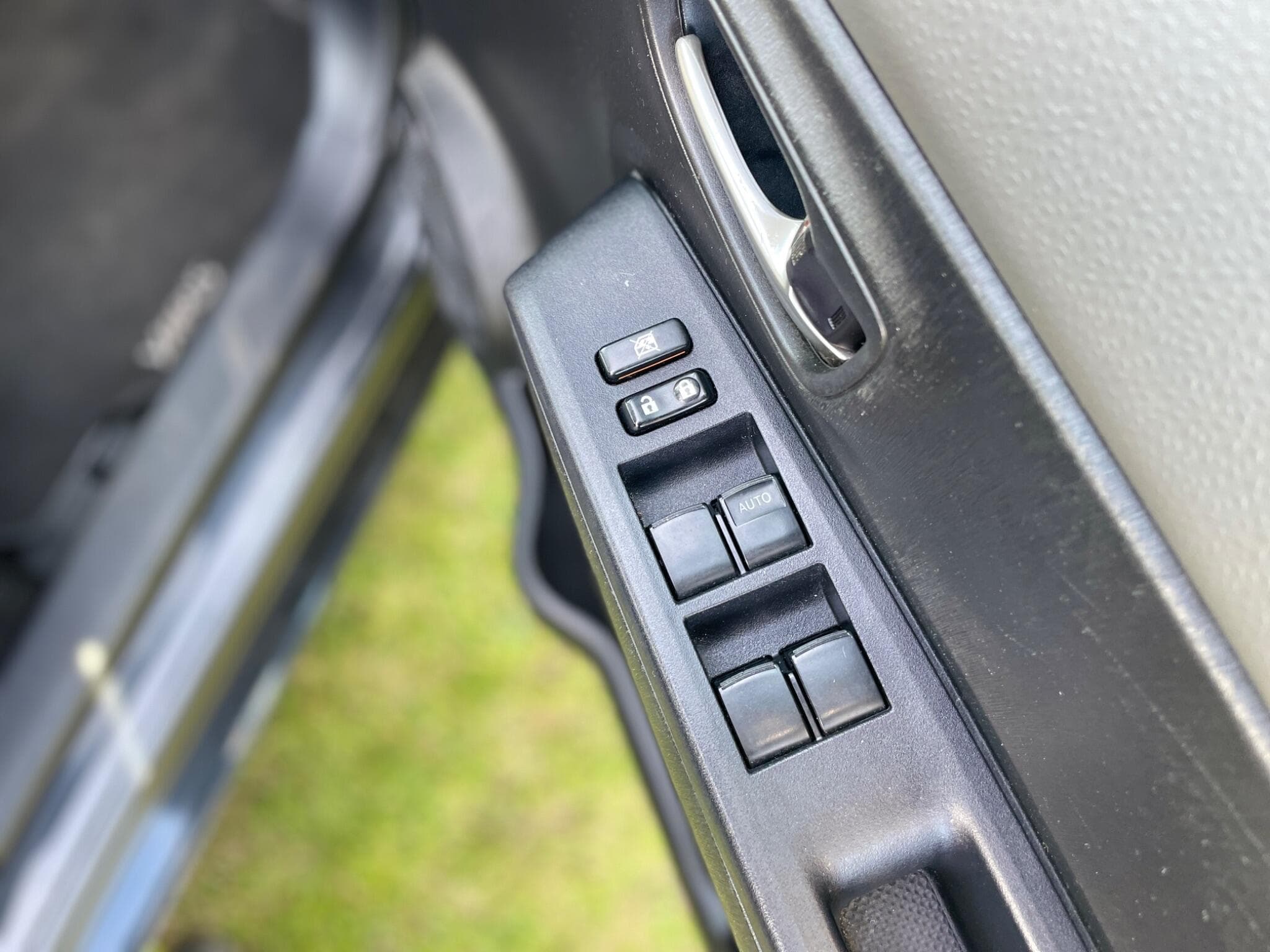 Toyota Yaris view 26