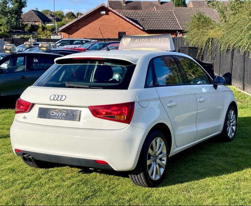 Audi A1 view 9