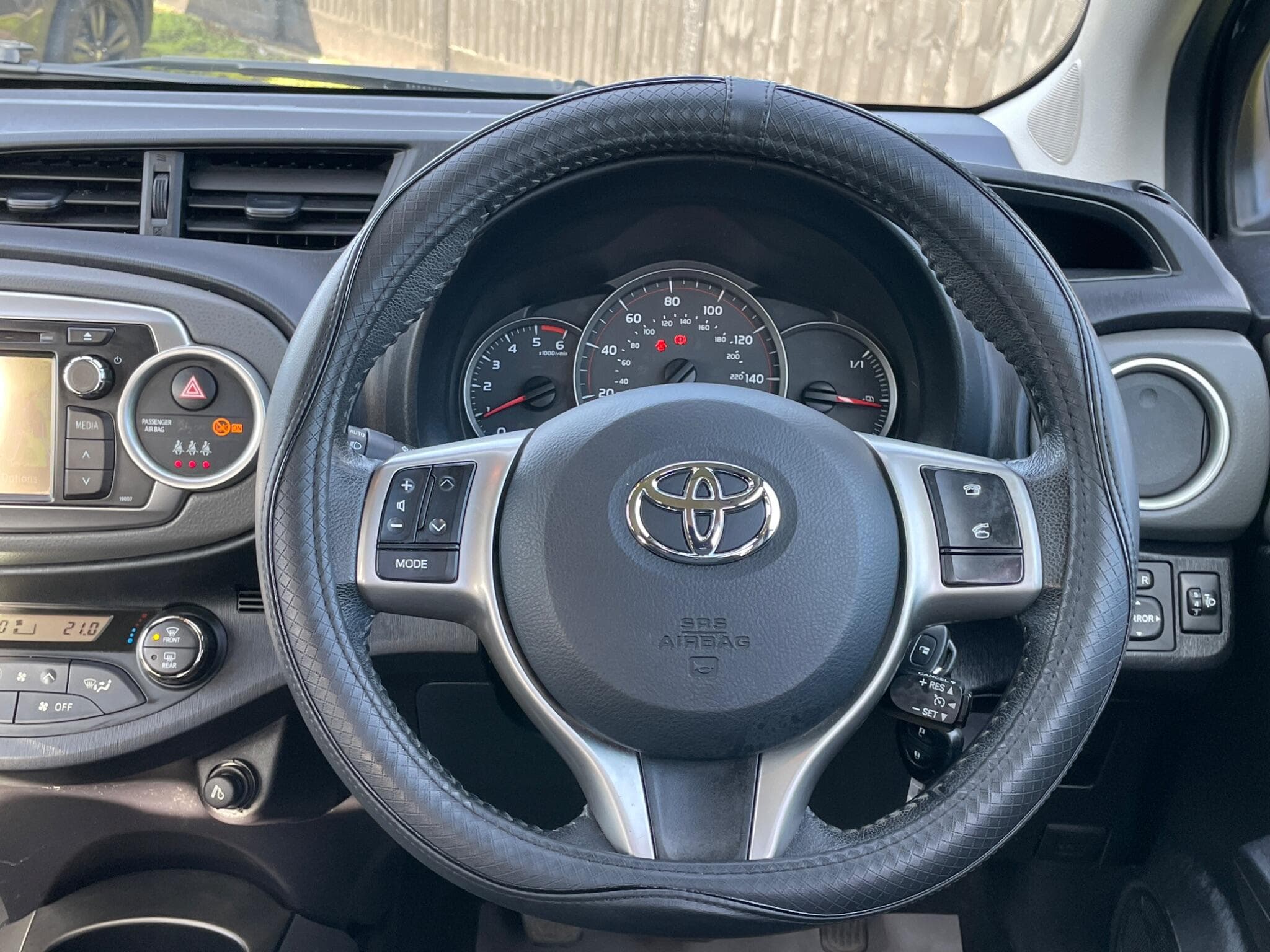 Toyota Yaris view 21