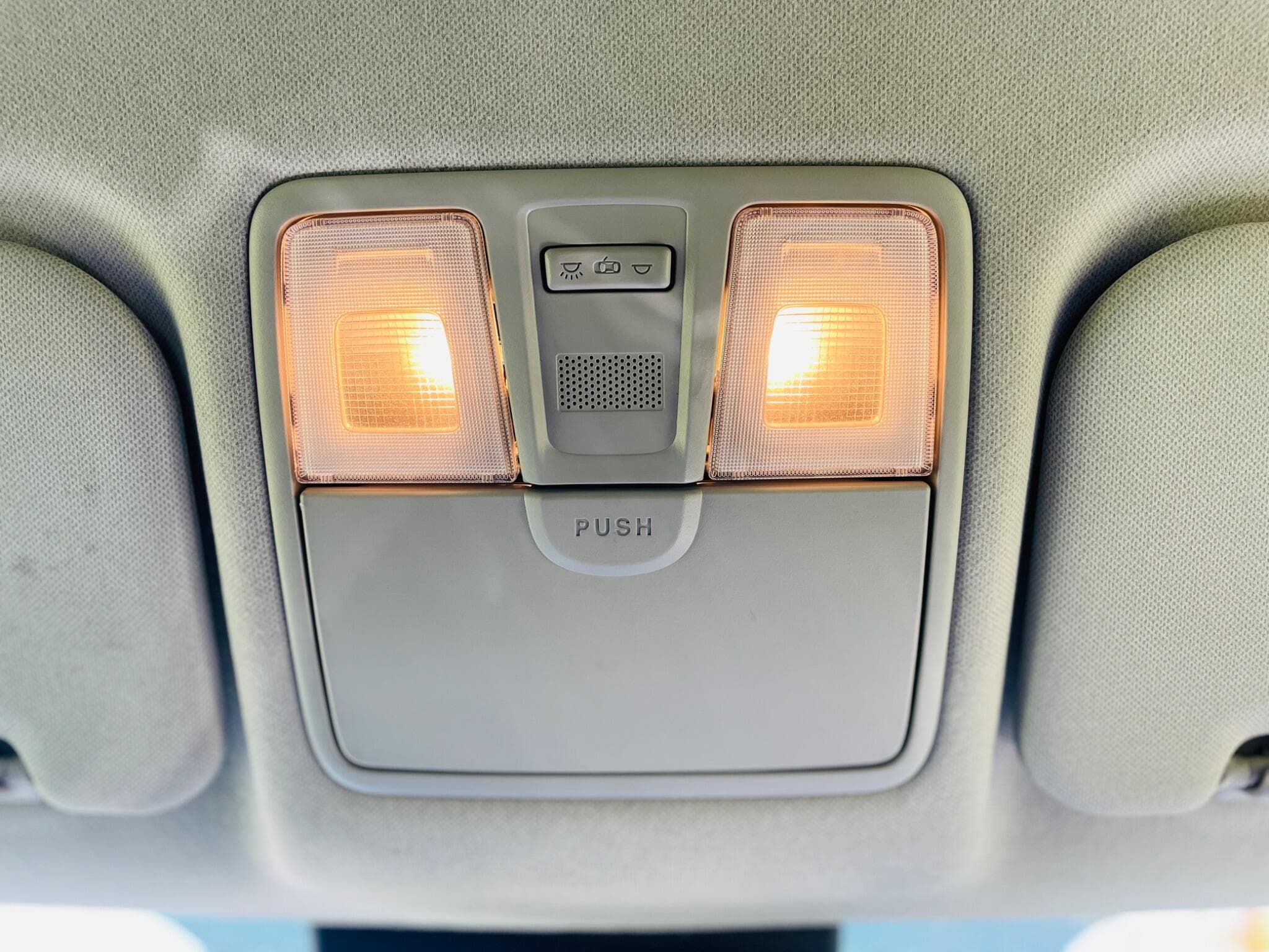 Hyundai i20 view 28