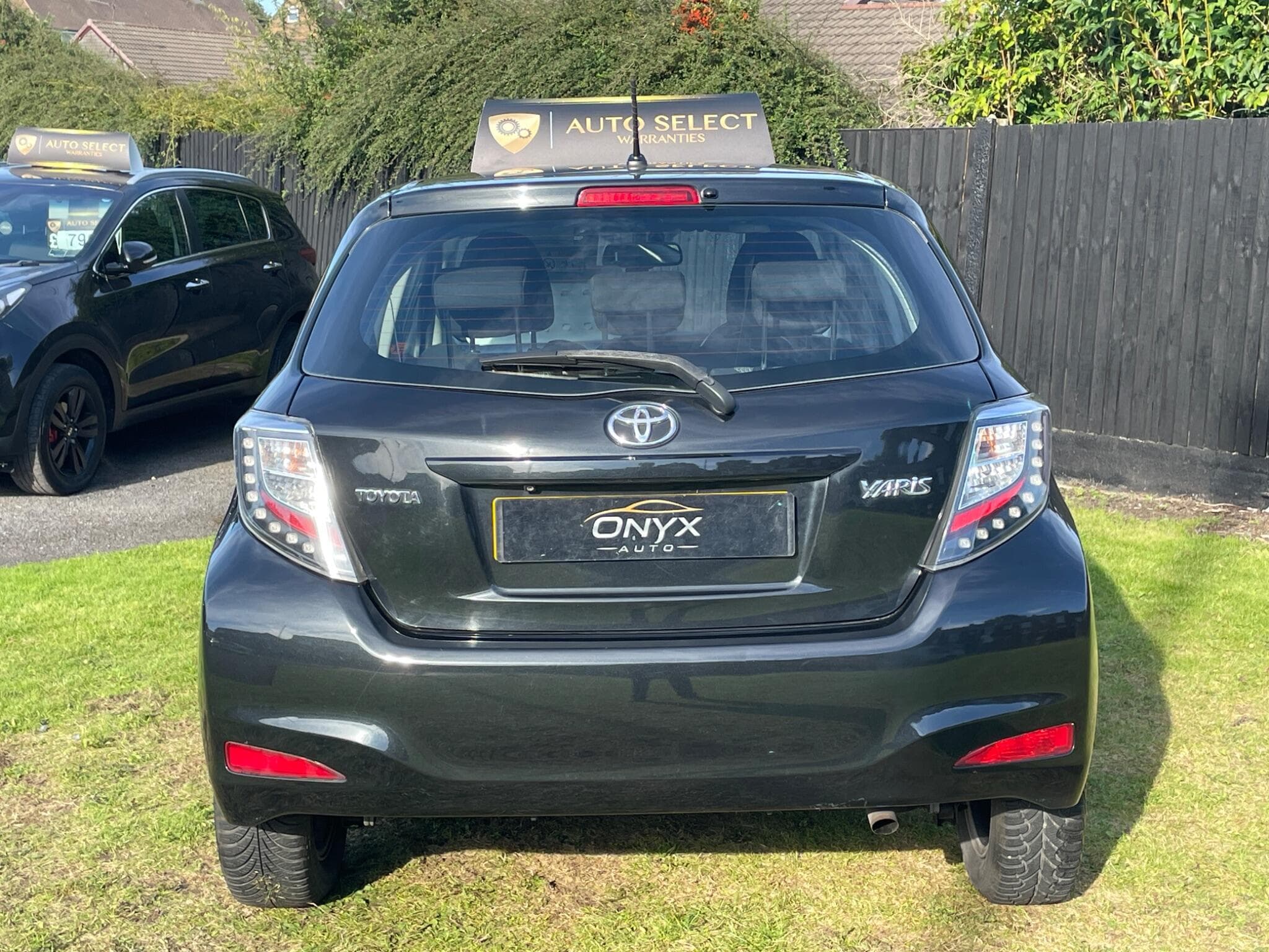 Toyota Yaris view 7