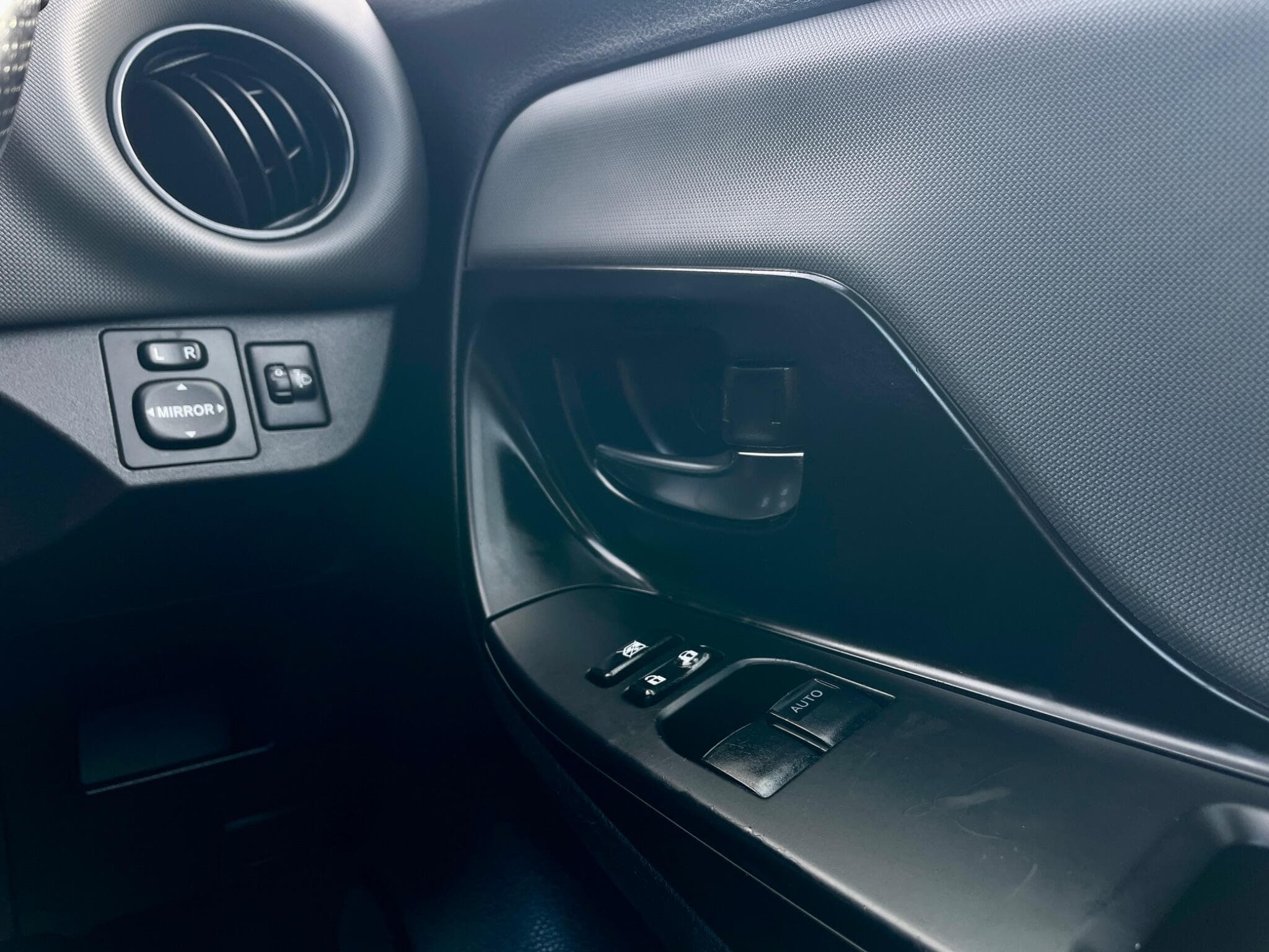 Toyota Yaris view 31
