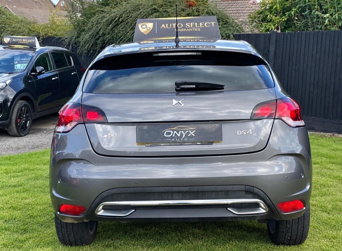 DS AUTOMOBILES DS 4 view 8