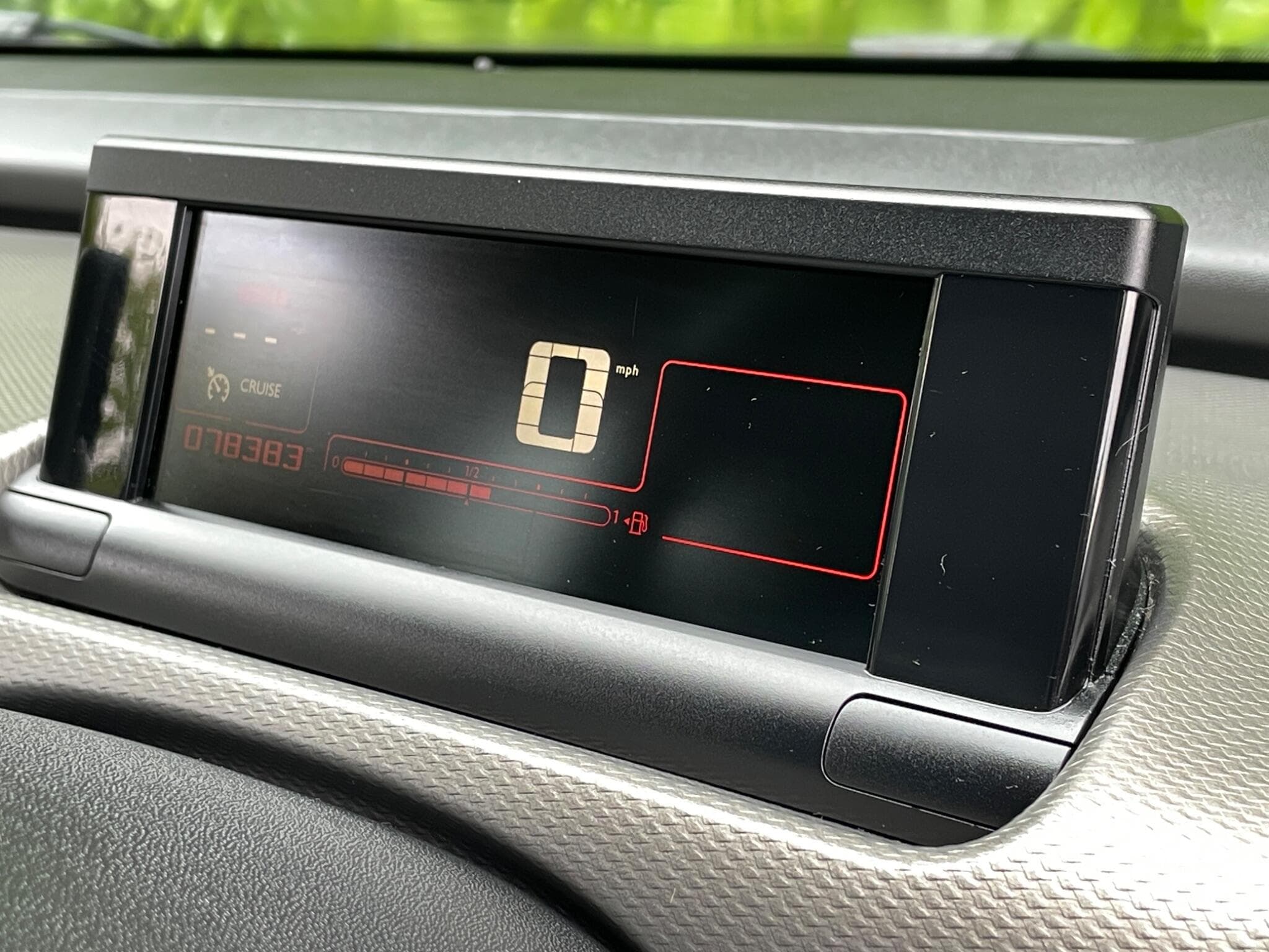 Citroen C4 Cactus view 19