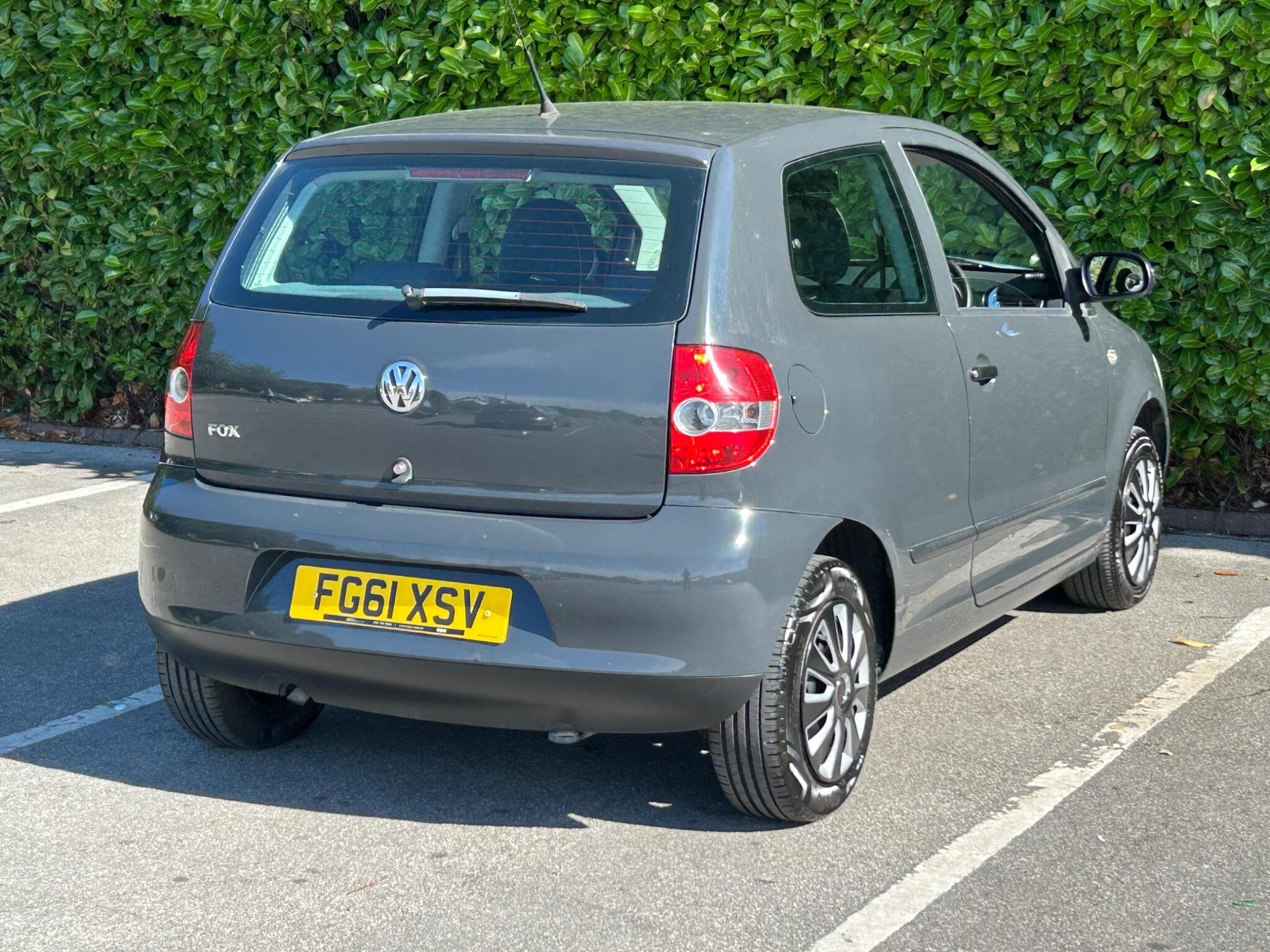 Volkswagen Fox view 9