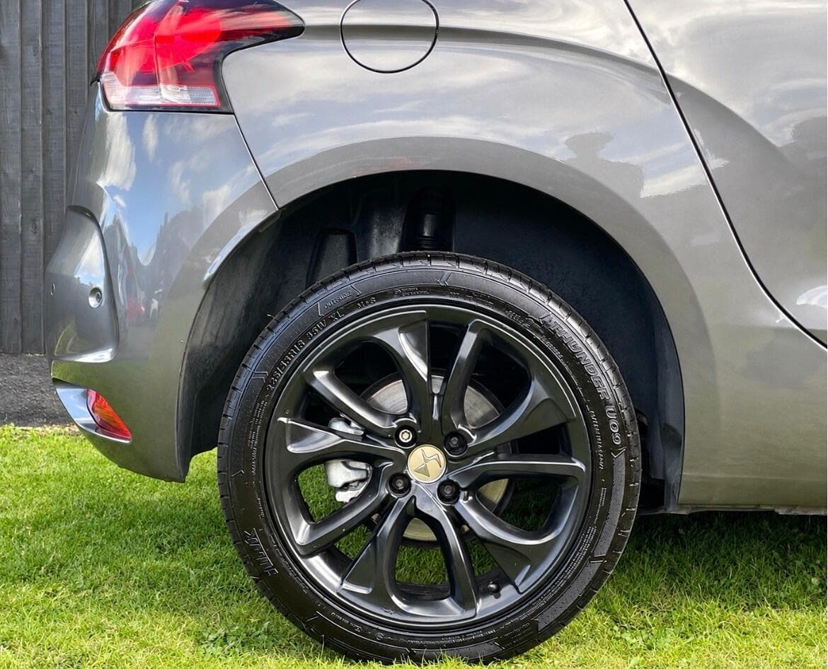 DS AUTOMOBILES DS 4 view 14