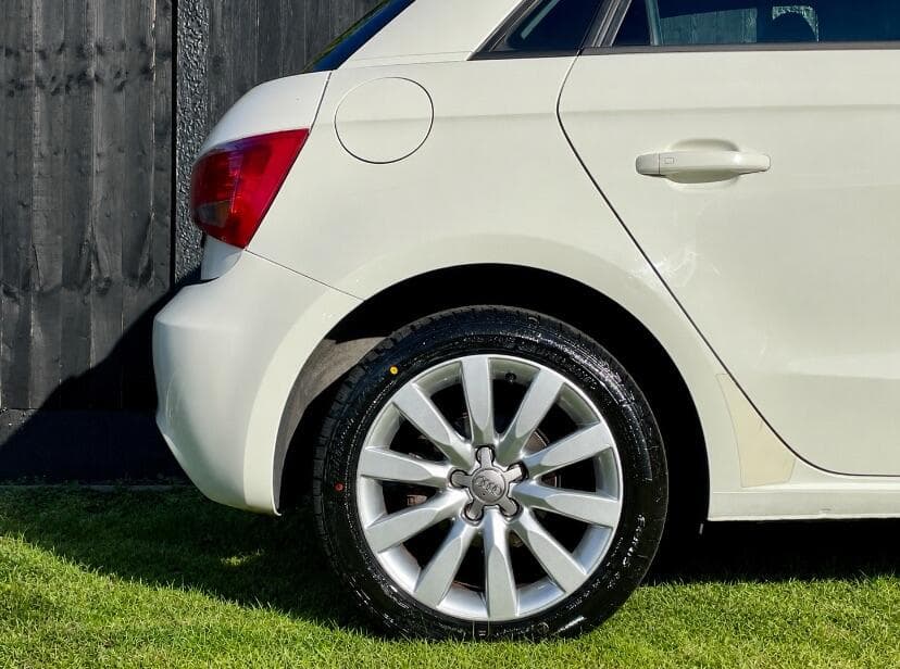 Audi A1 view 13
