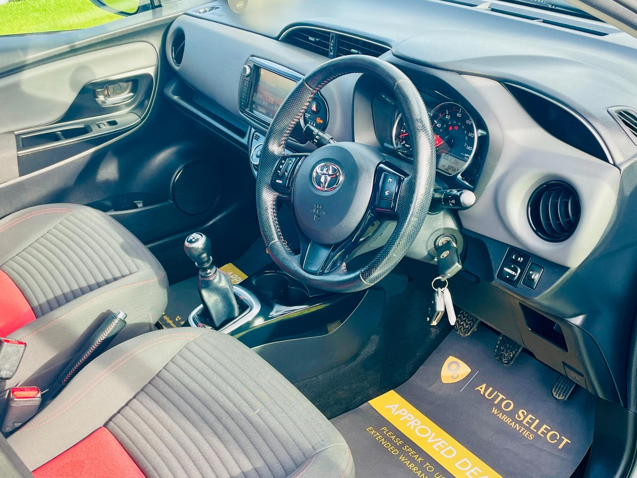 Toyota Yaris view 19