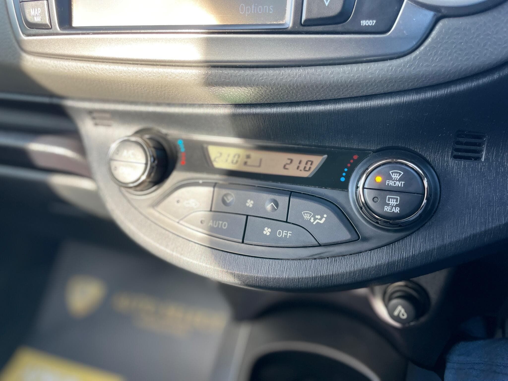 Toyota Yaris view 30